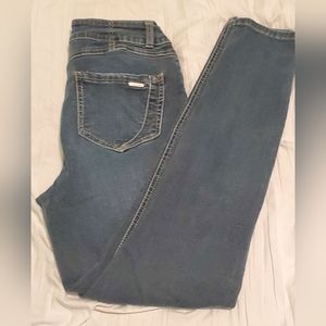 Women's skinny jeans